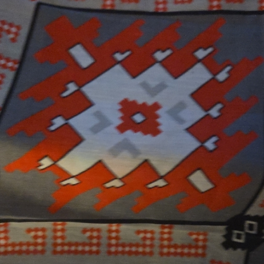 Geometric Patterned Scarf - Picture 4 of 6